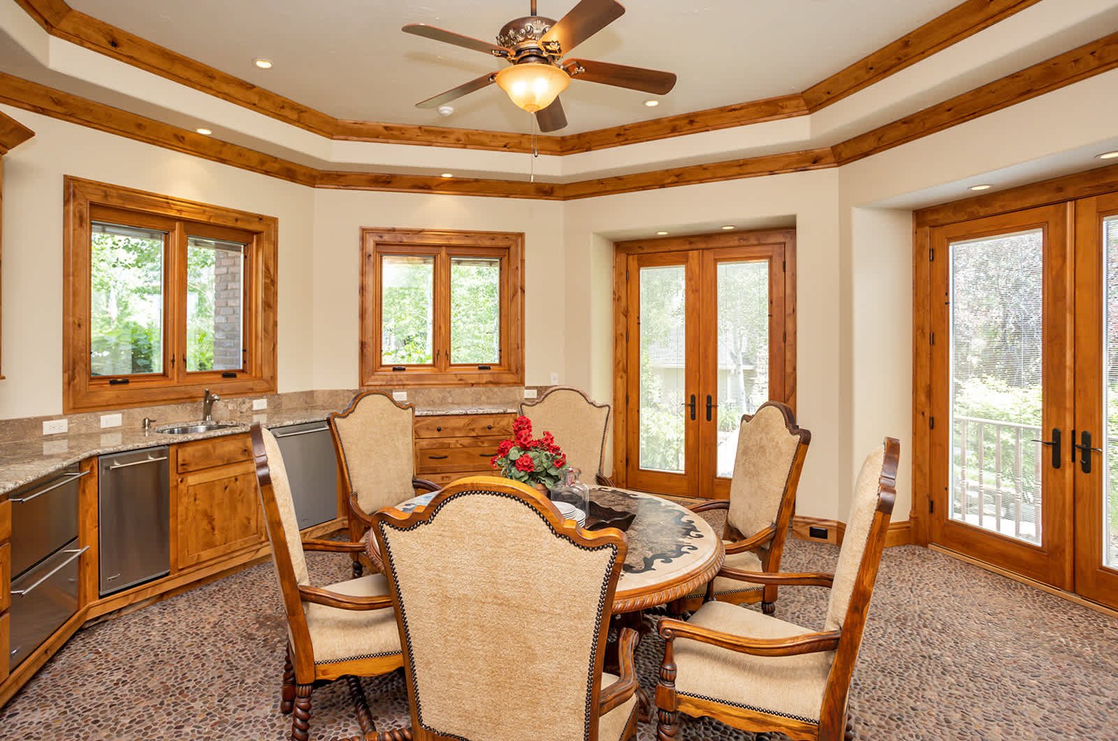 2505 NE Bellagio Court