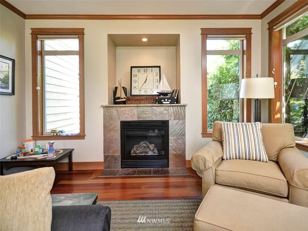 509 NW 195th St