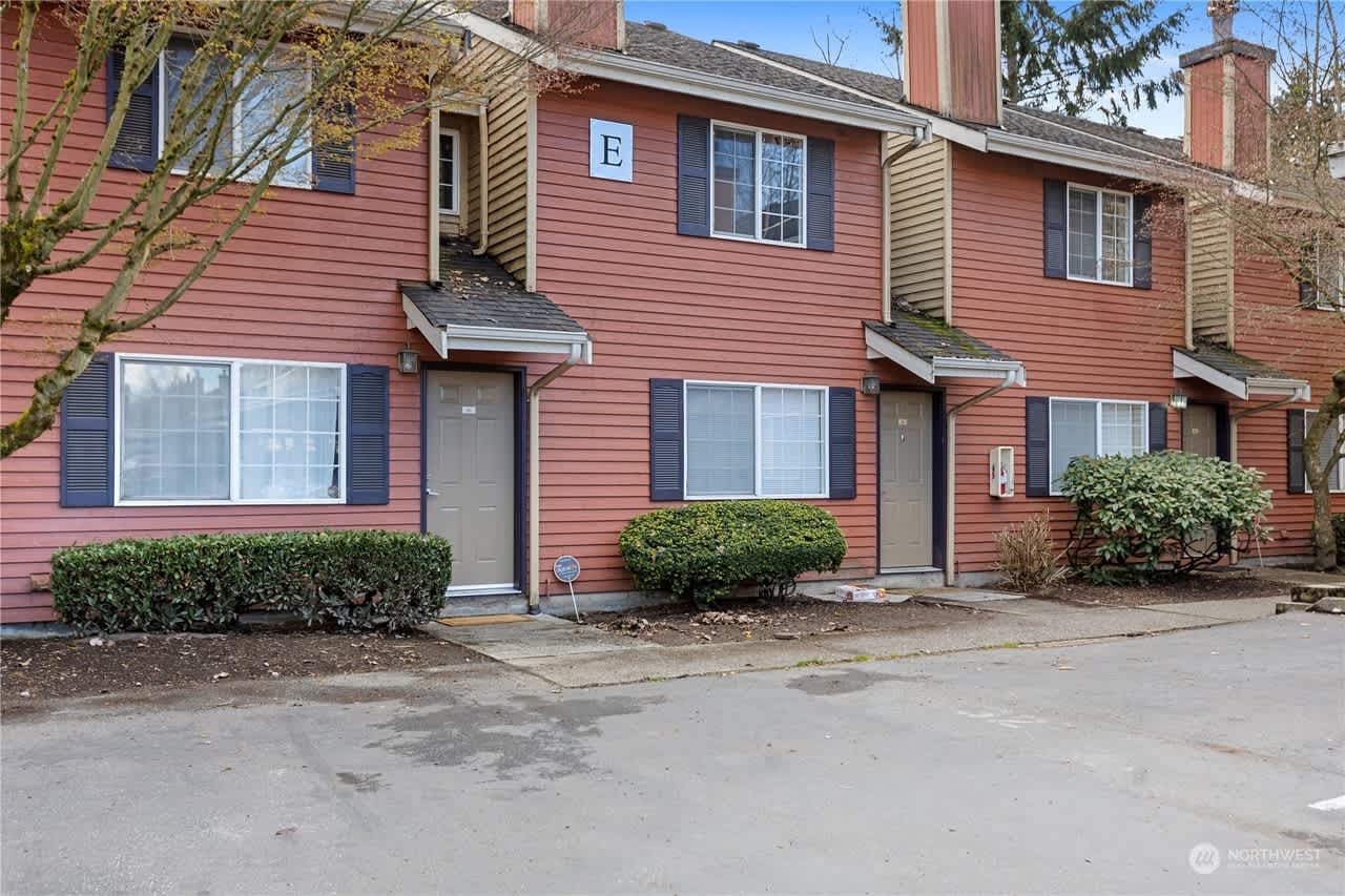 412 Center Rd #E2