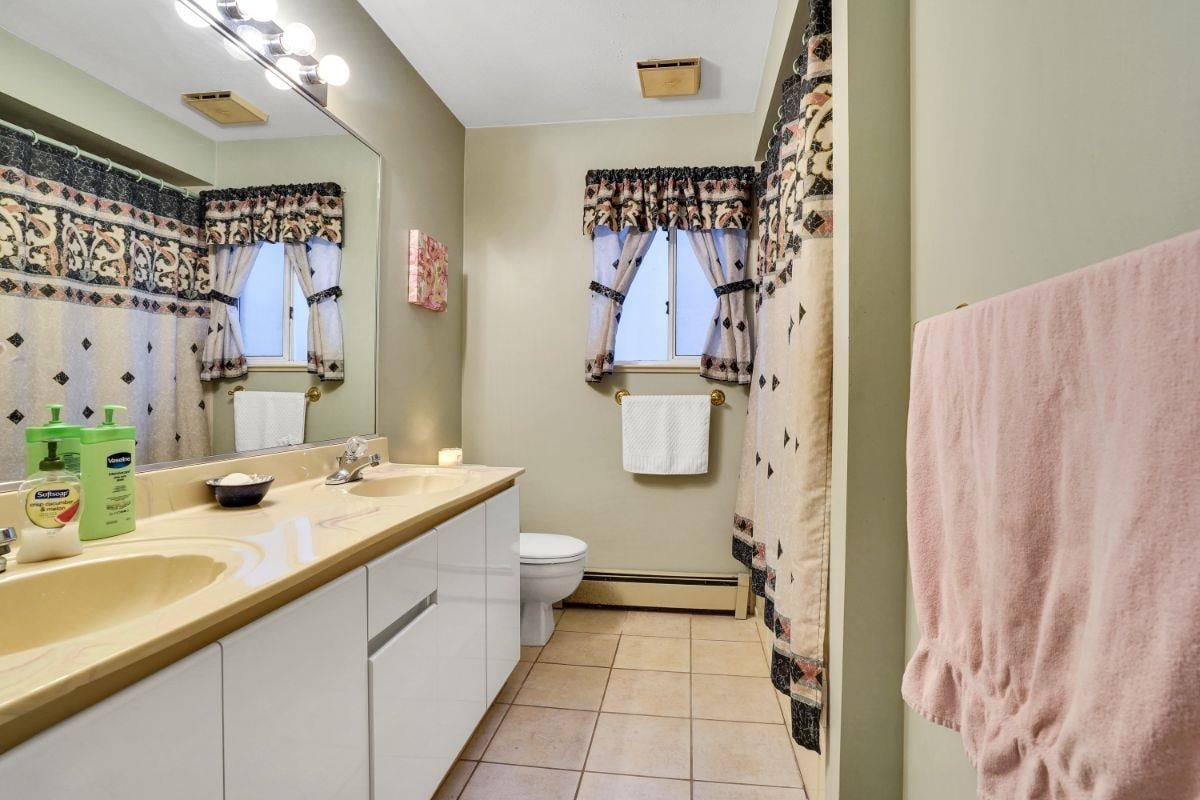 7562 Cariboo Road Rd, Burnaby