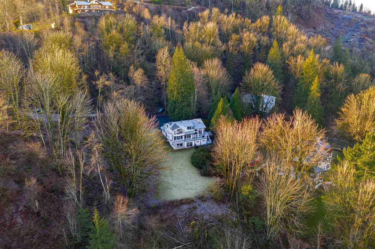 8673 Grand View Dr