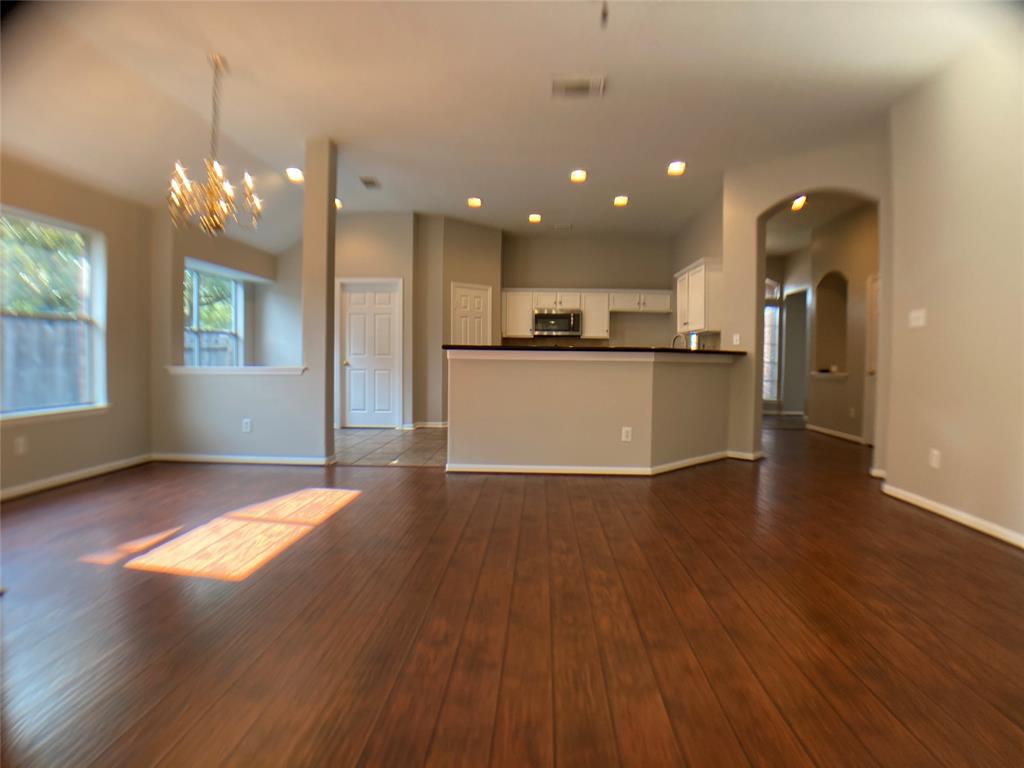 14315 Fenton Ln