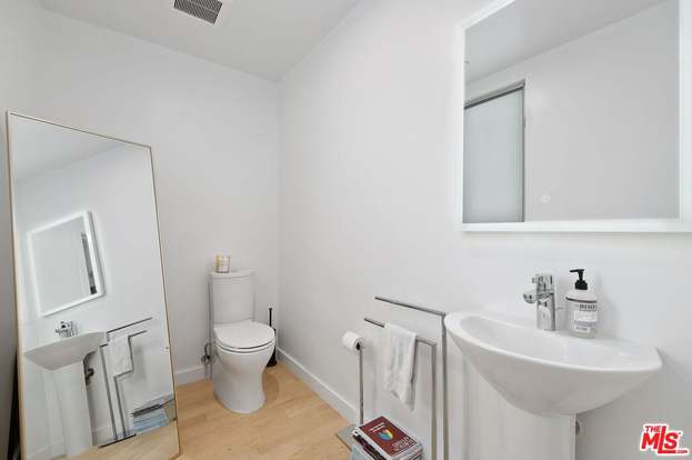 507 Orlando Ave, Unit 301