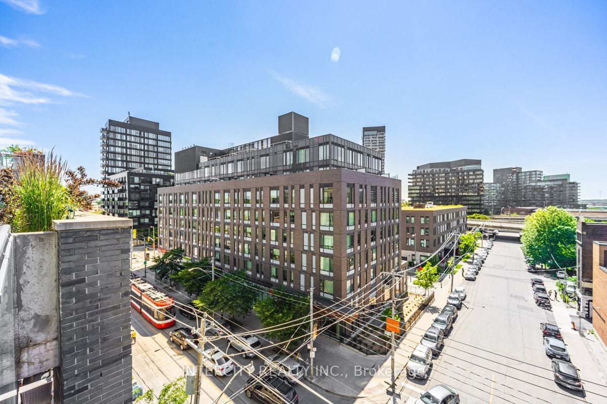 CORKTOWN DISTRICT LOFTS 