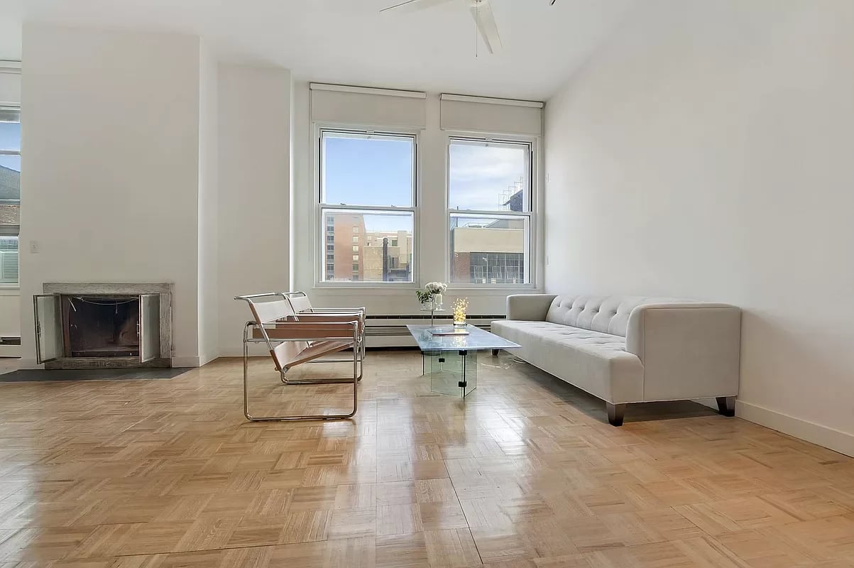 529 West 42nd Street Unit: 6G