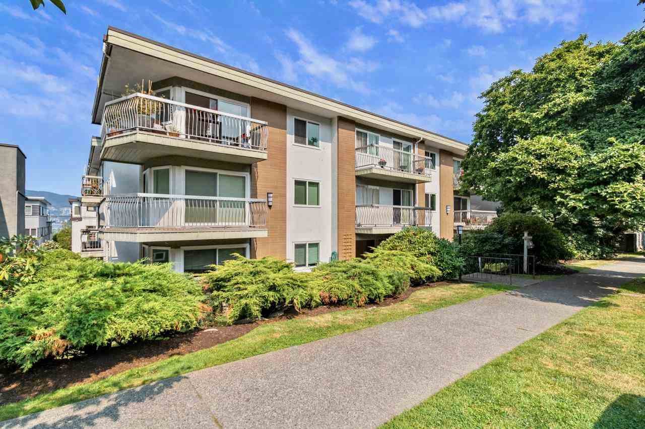 102-2335 York Ave