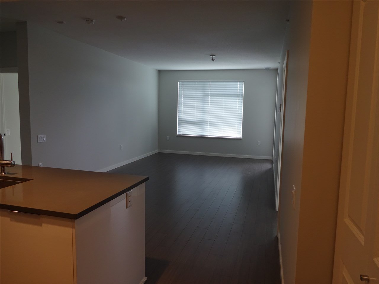604-3289 Riverwalk Ave