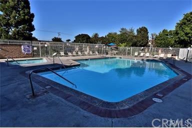 4861 Lago Dr Apt 304