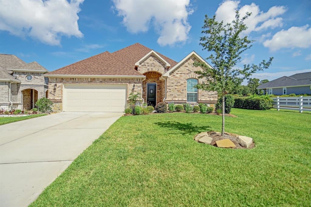 5769 Lakeside Villas Ct