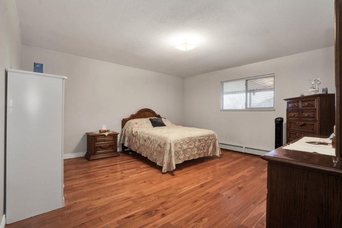 7562 Cariboo Road Rd, Burnaby
