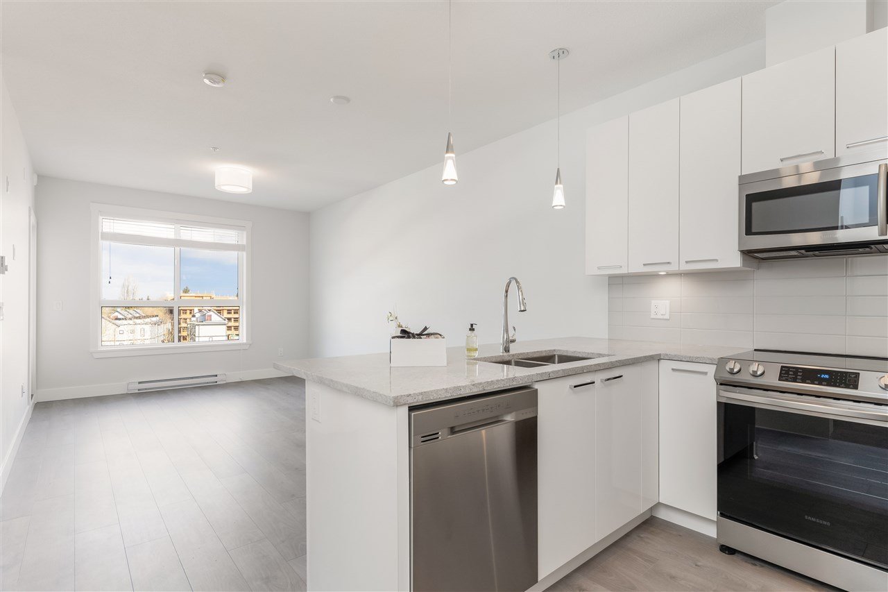 506-5485 Brydon Cres