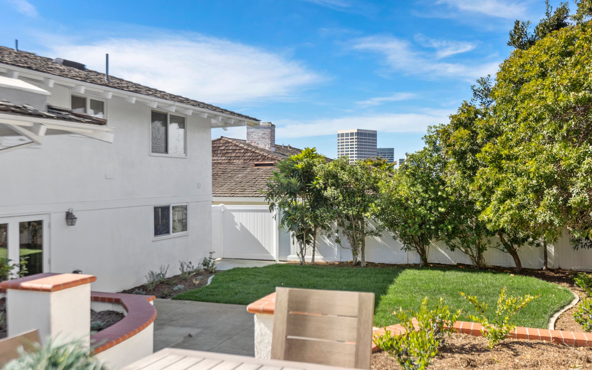 2620 Lighthouse Lane