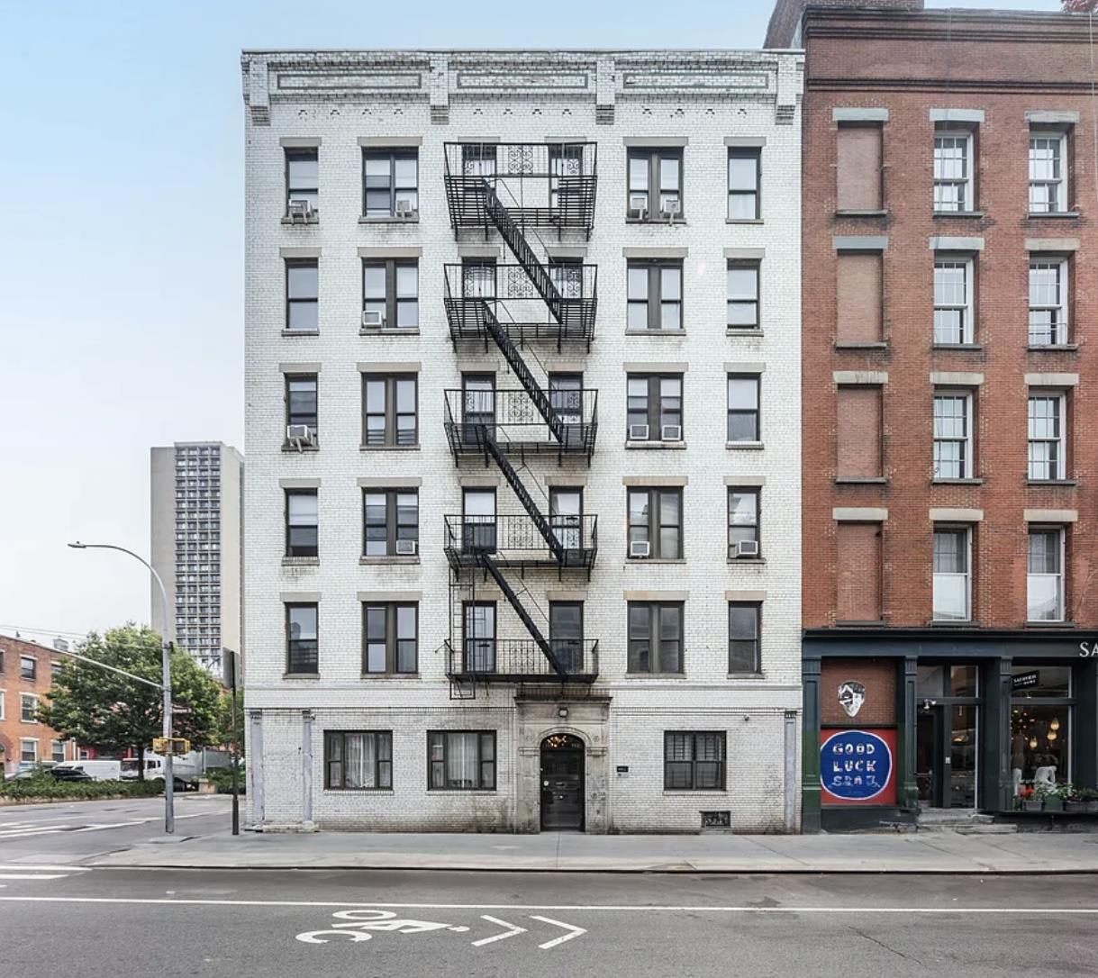 152 Thompson Street, Apt 2-B