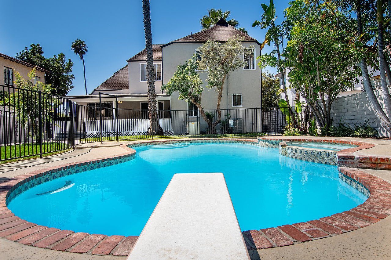458 S Highland Avenue