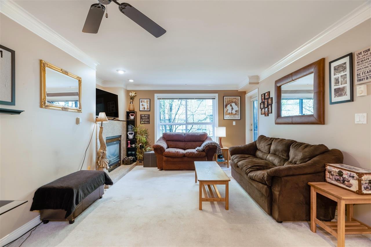 205-8115 121a St