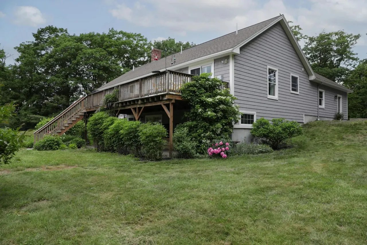 New Listing! 7 Woodville Road, Falmouth, ME 04105 – $775,000