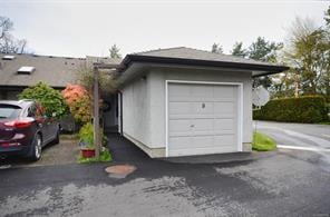 8-2070 Amelia Ave