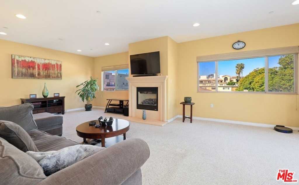 1629 Armacost Avenue Unit 301