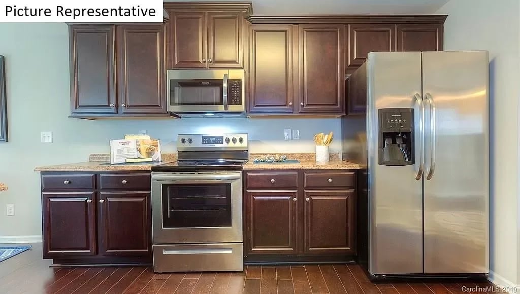3326 Chase Forest Ct UNIT 24