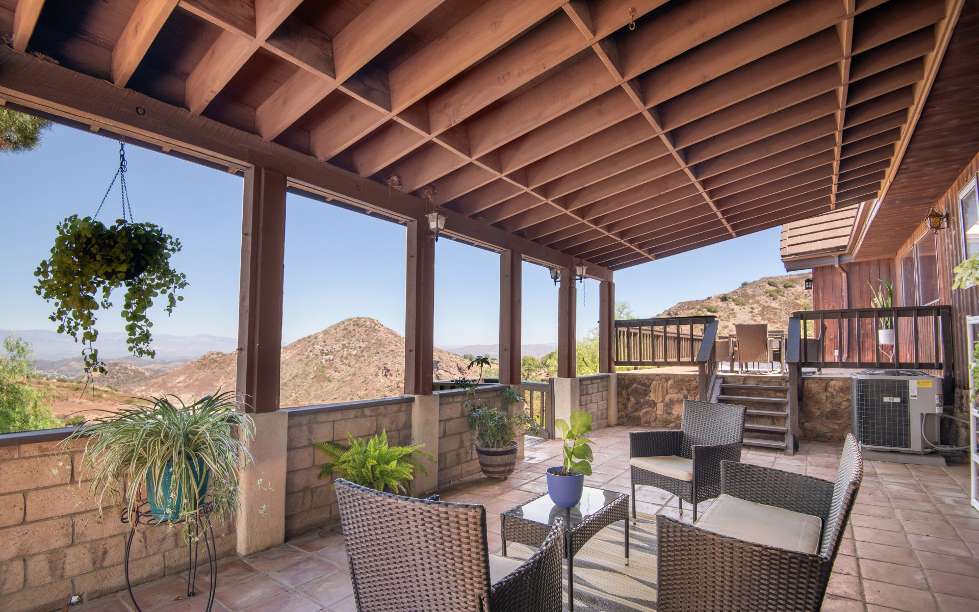 33007 Mulholland Hwy