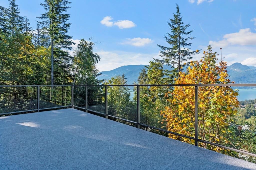 1135 Copper Dr