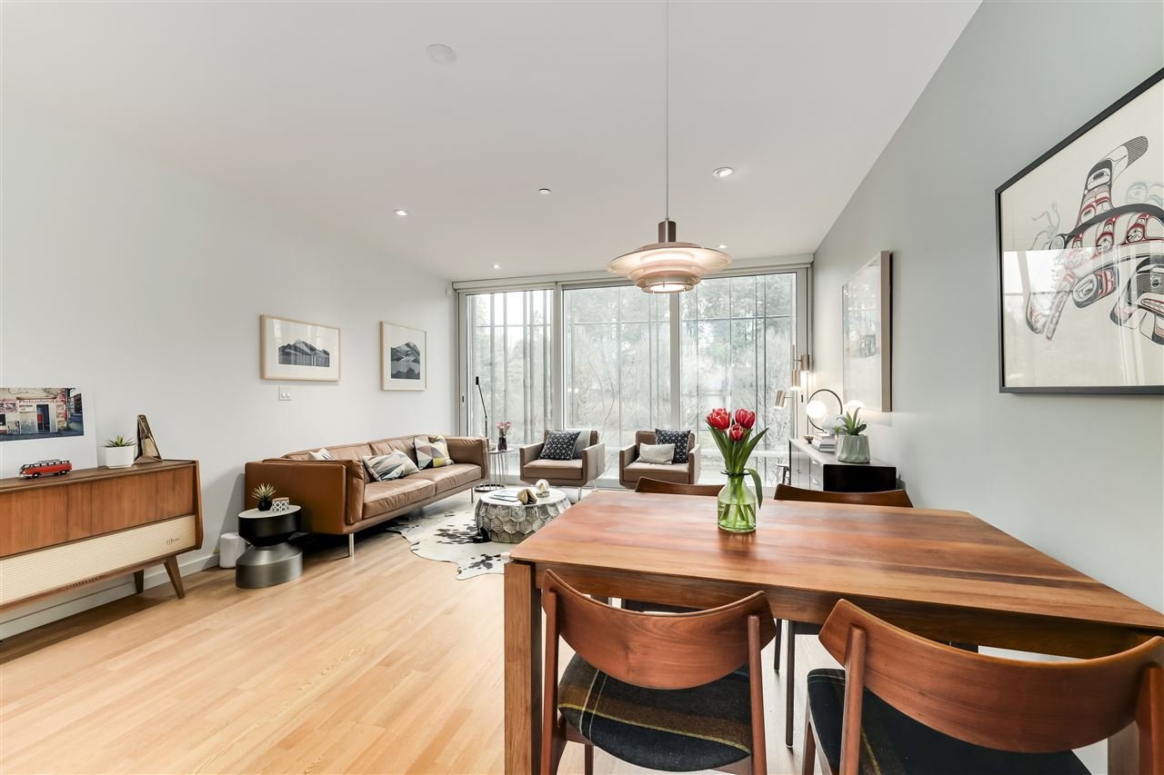 770 W 6th Ave