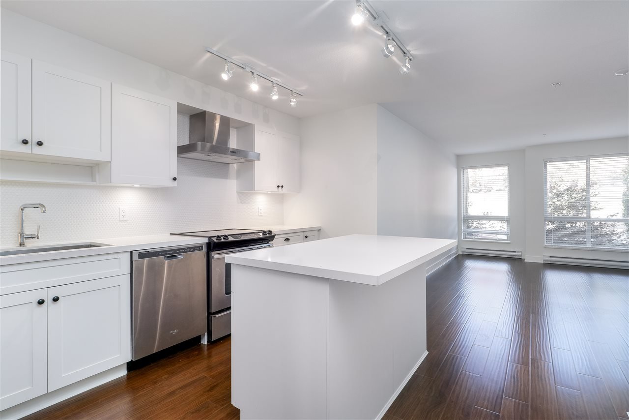 211-500 Royal Ave