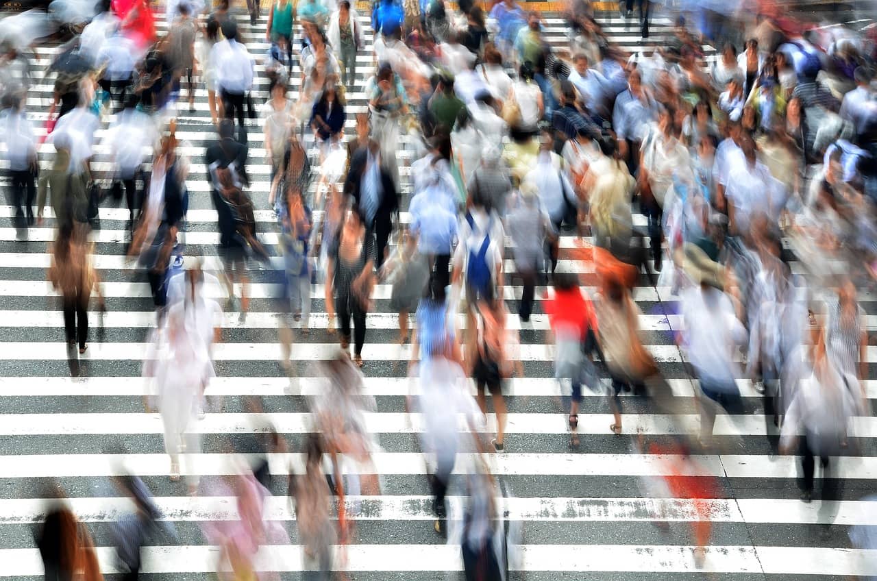 crowd of San Francisco Realtors and pedestrians