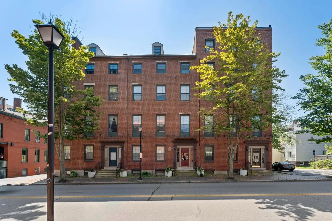 New Listing! 150 Spring Street, 8, Portland, ME 04101 – $449,900
