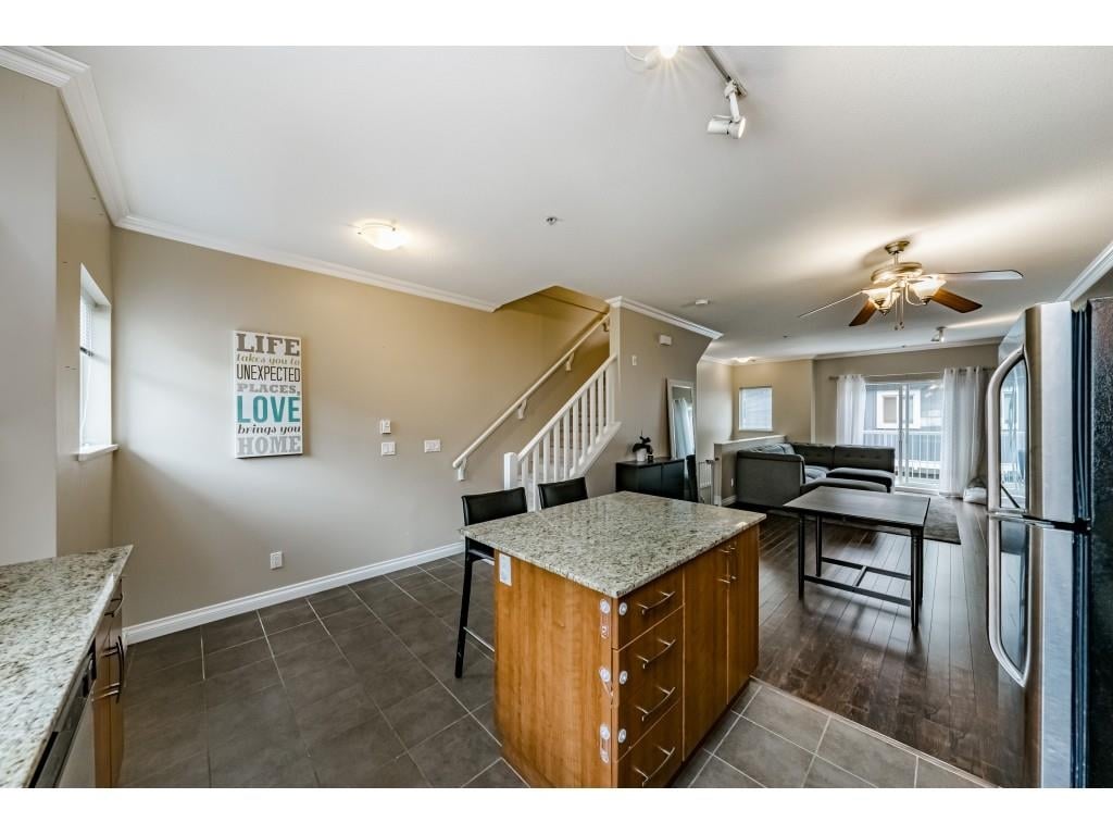 611-1661 Fraser Ave