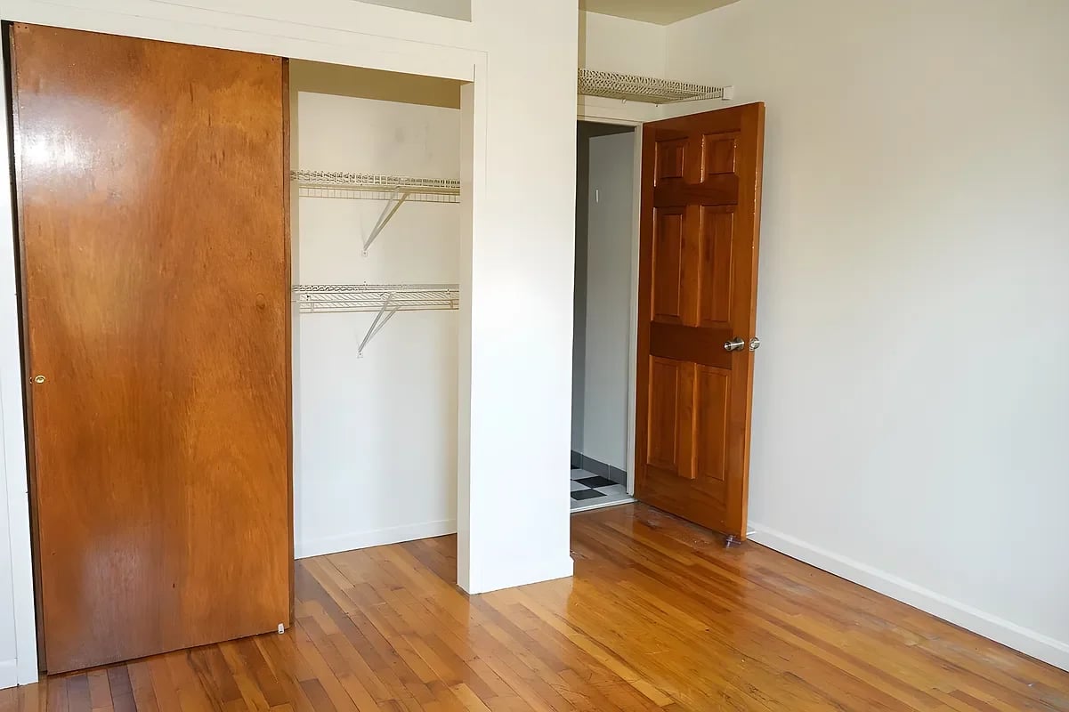 462 East 115th Street Unit: 3B