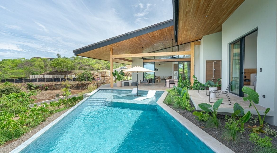 Private Modern Infinity Pool Villa, Tamarindo, Guanacaste