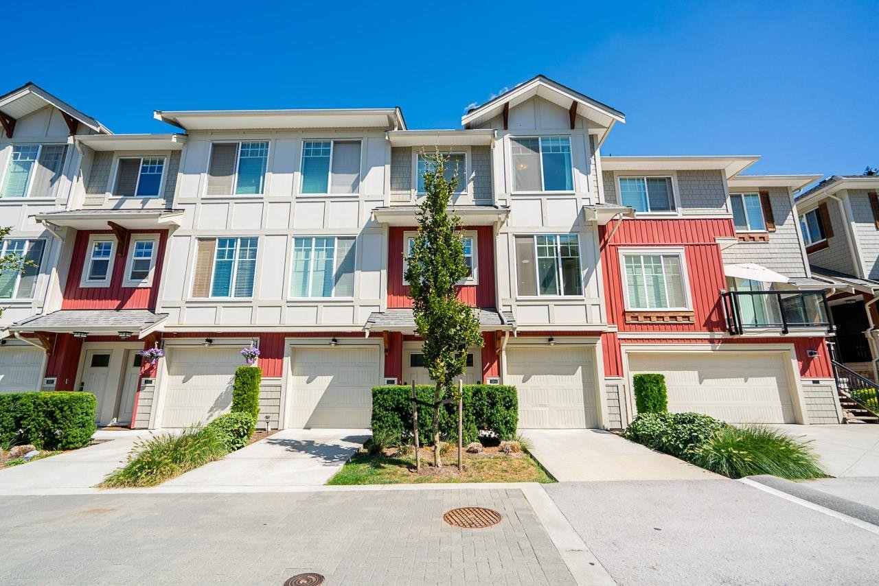 104-20498 82 Ave