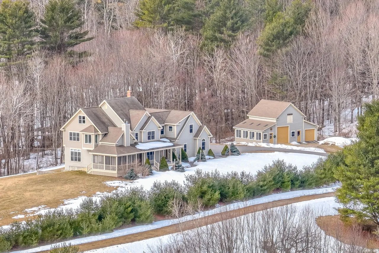 New Listing! 11 Lisa’s Way, North Yarmouth, Maine – $2,520,000