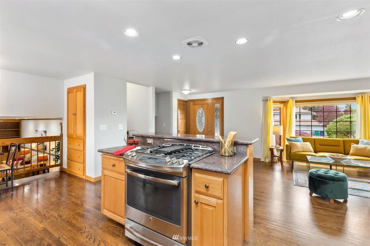 3532 103rd Pl SE