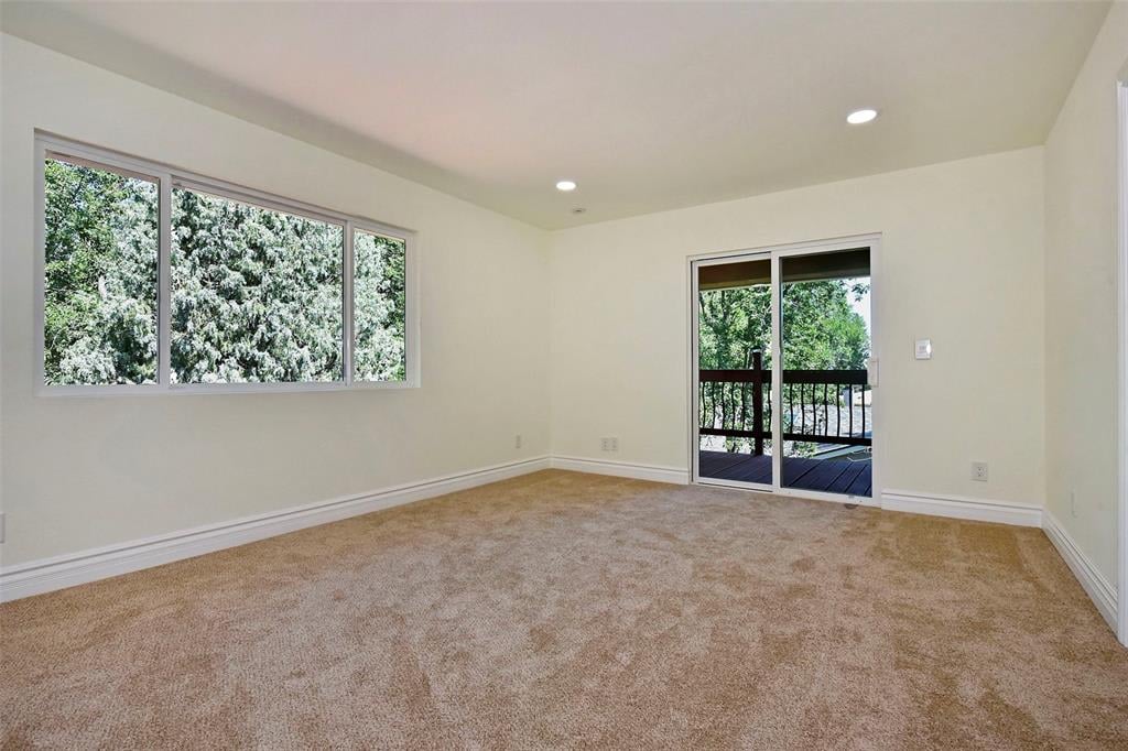 12 Hazel Ave