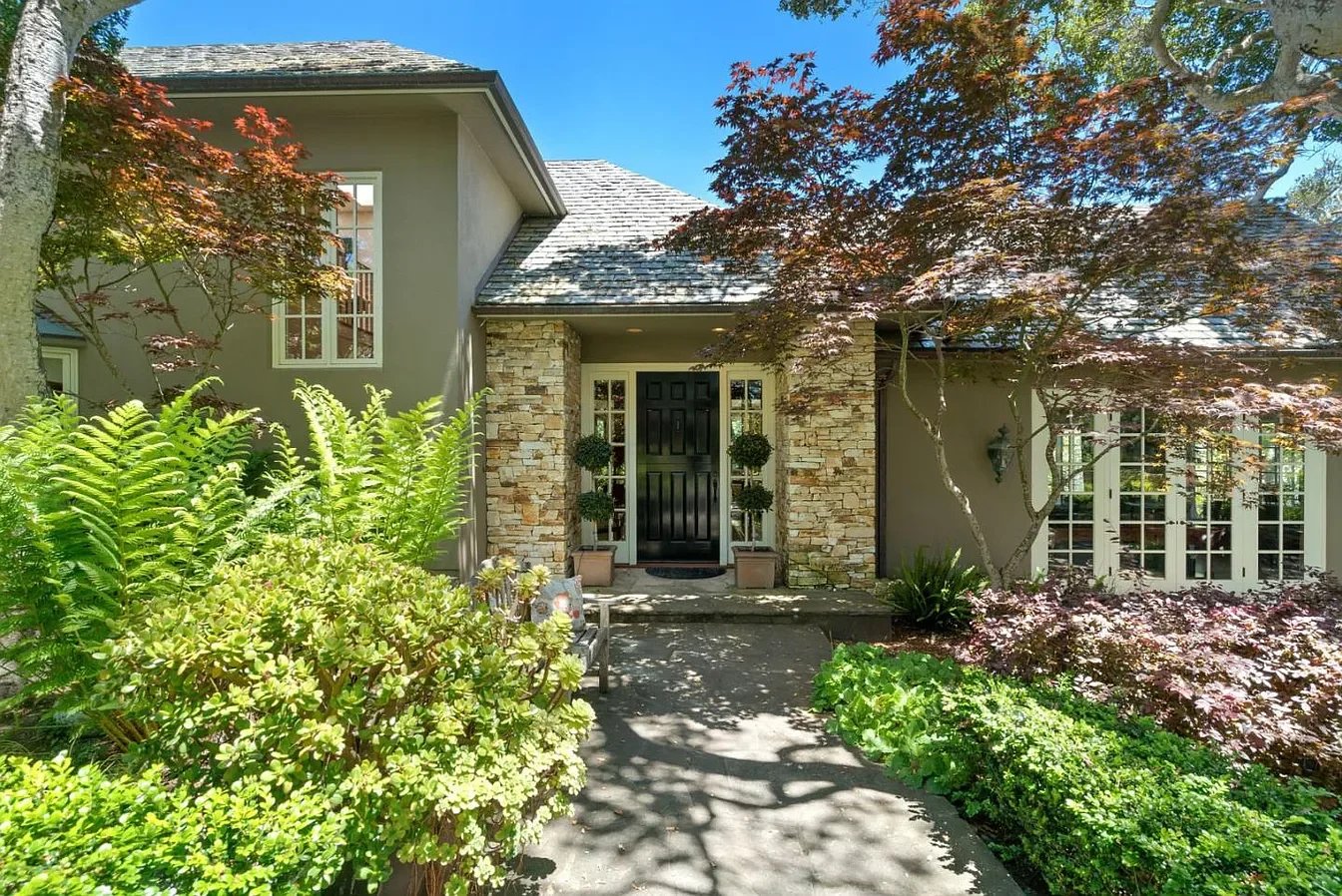 25951 RIDGEWOOD RD