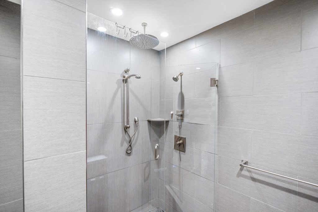 309 E Street, #22