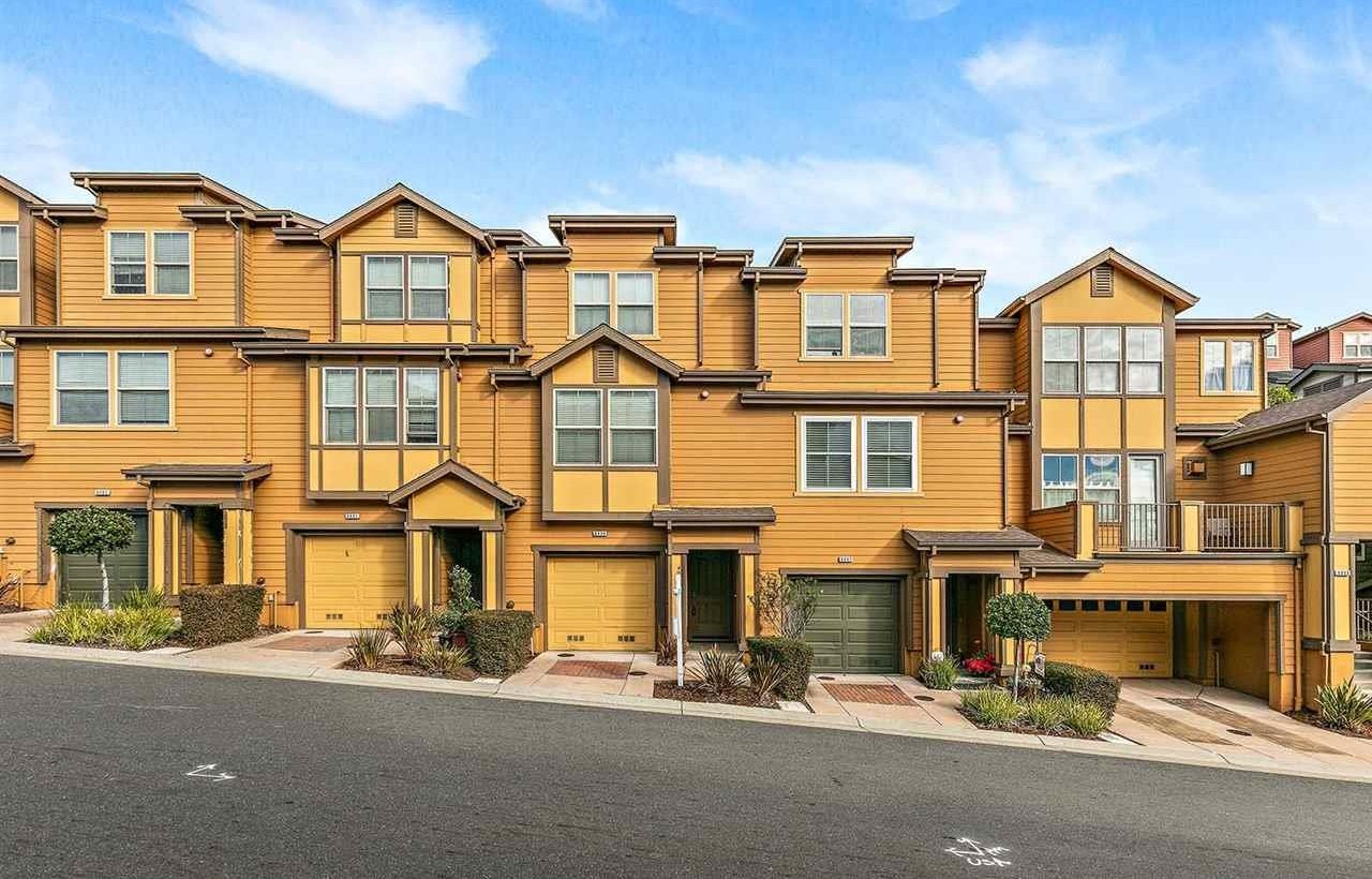 6061 Old Quarry Loop