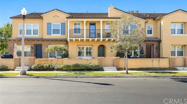 447 La Floresta Drive
