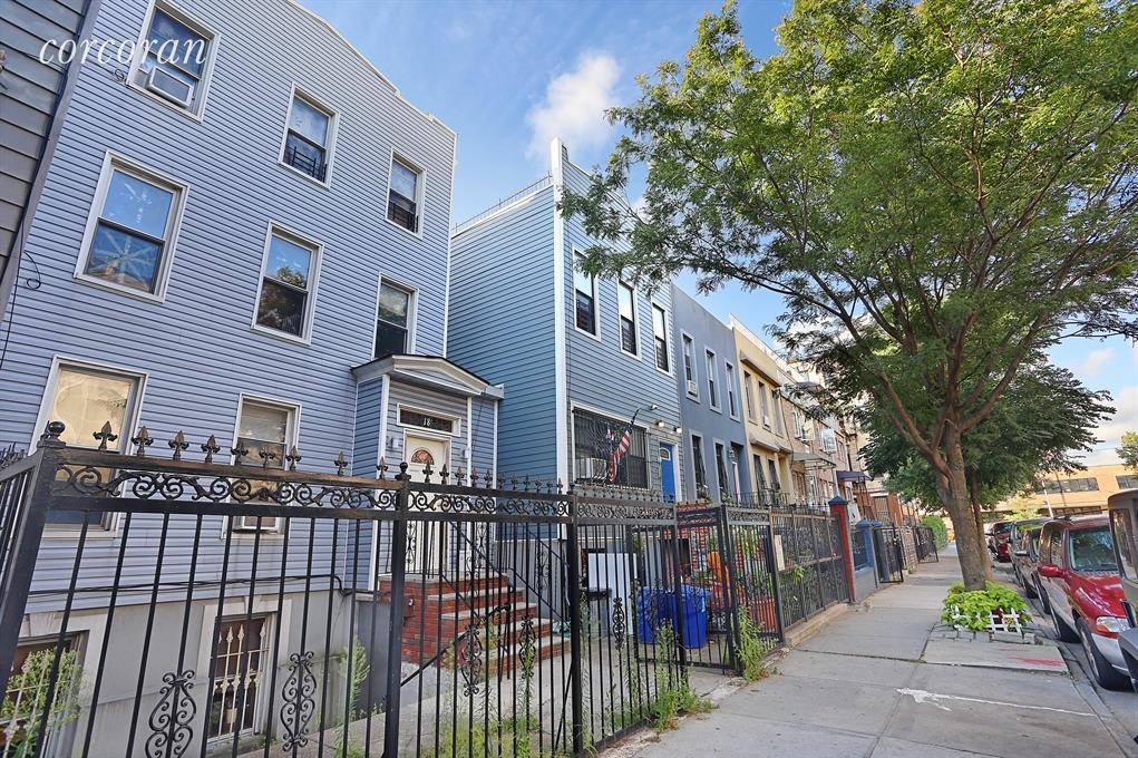 18 Stockholm St