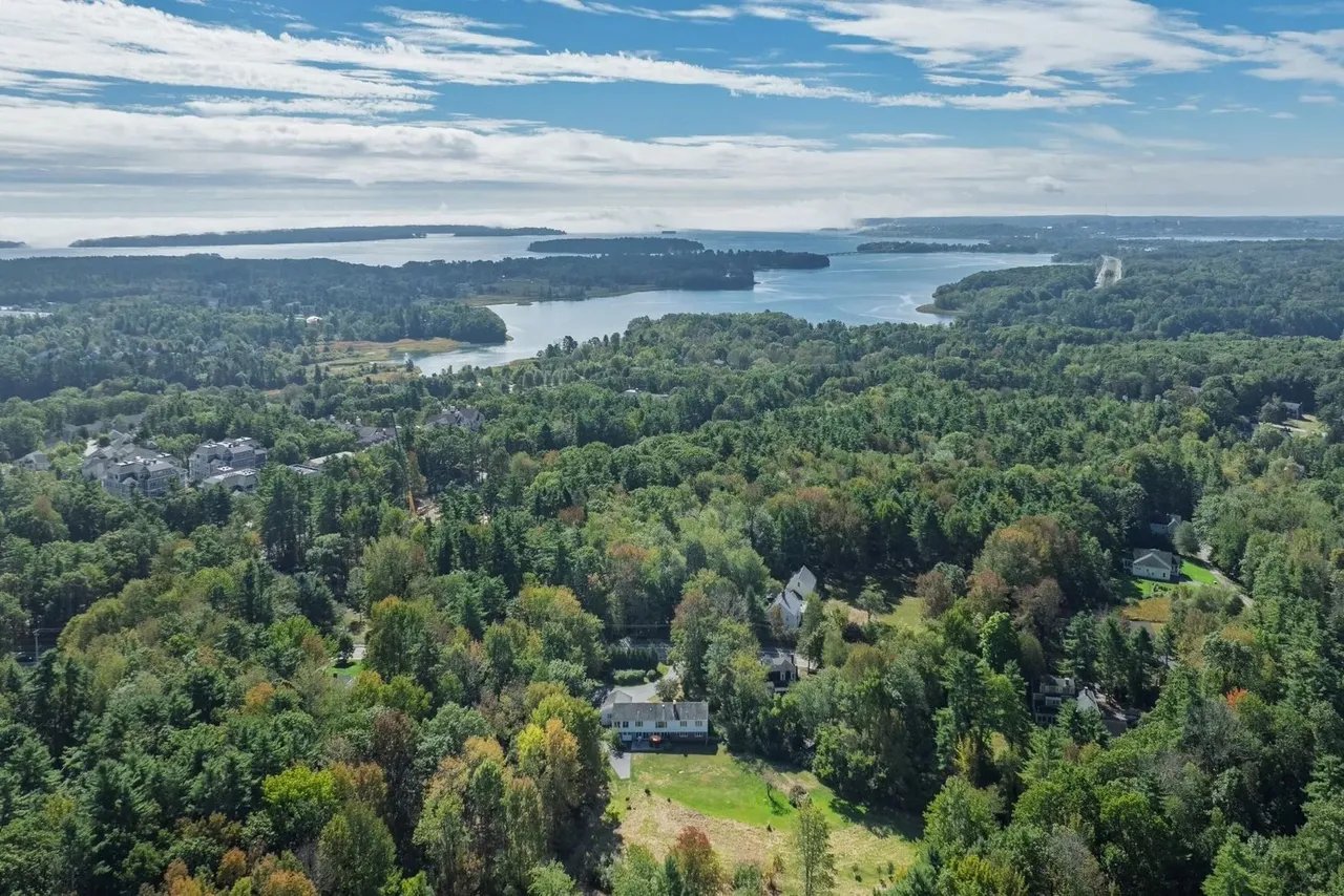 New Listing: 69 Falmouth Road, Falmouth, ME 04105 – $1,495,000