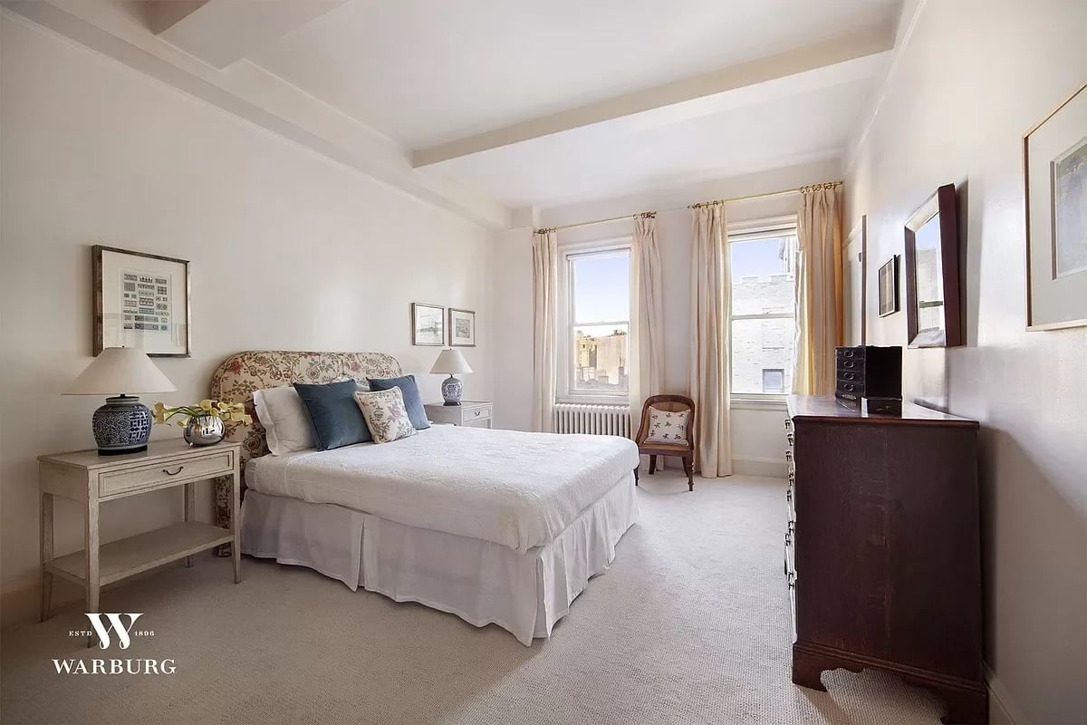 14 East 90th Street Unit: 12C