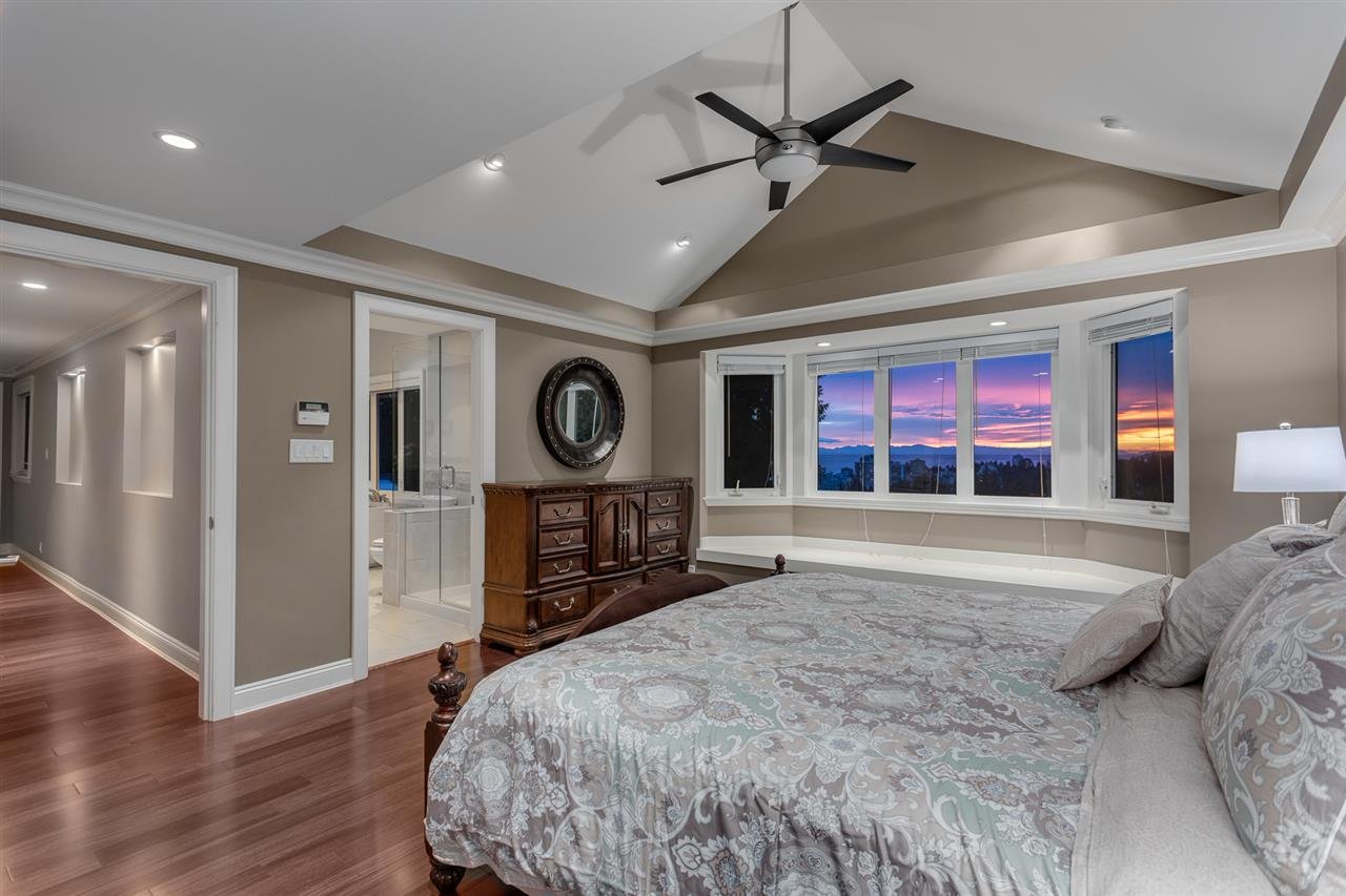 975 Leyland Street, West Vancouver