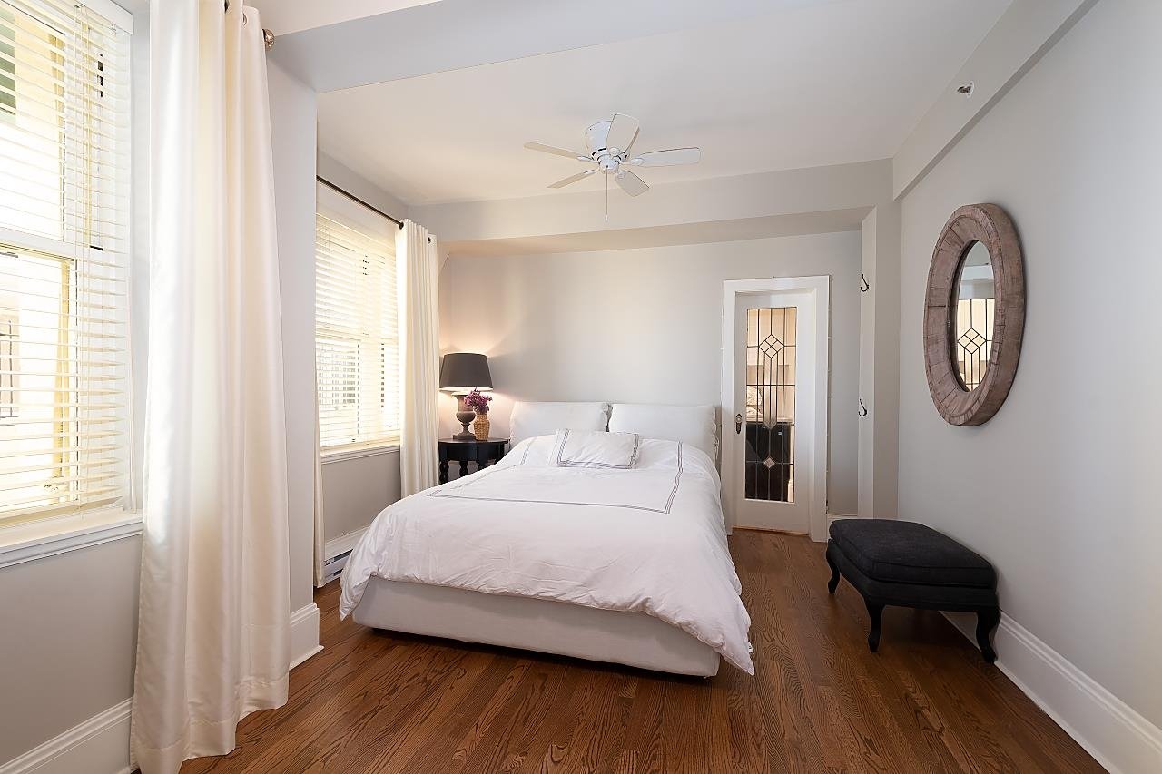 24-1386 Nicola St