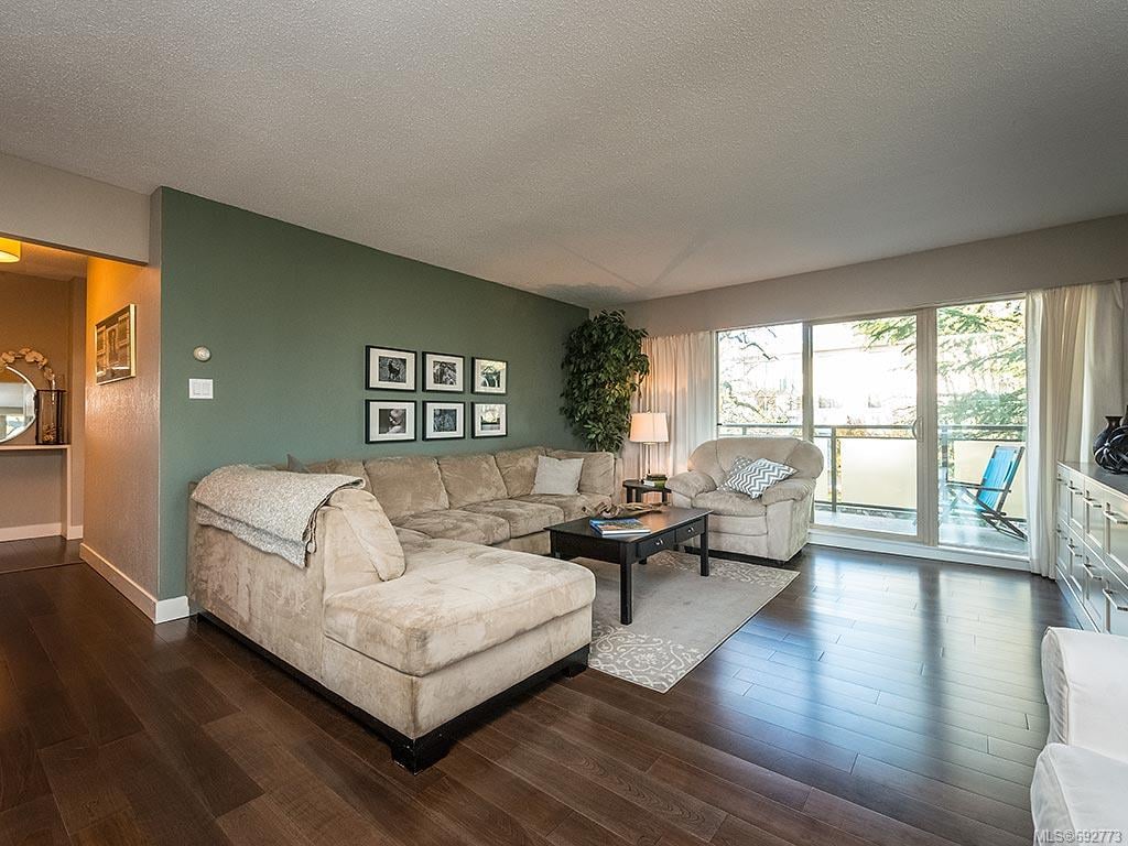 204-1419 Stadacona Ave, Victoria
