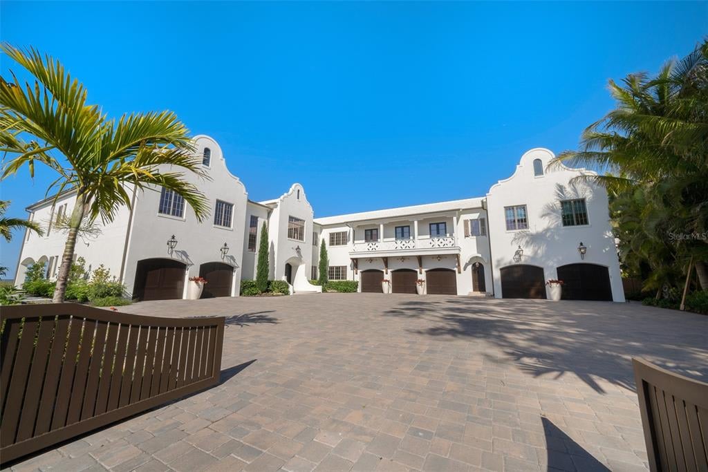 100 Beach Ave, Anna Maria
