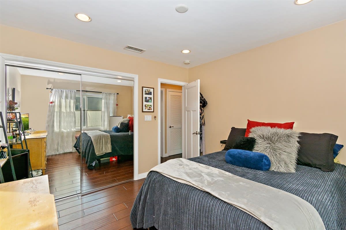 742 Loma Vista