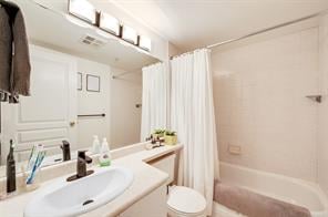308-2527 Quadra St