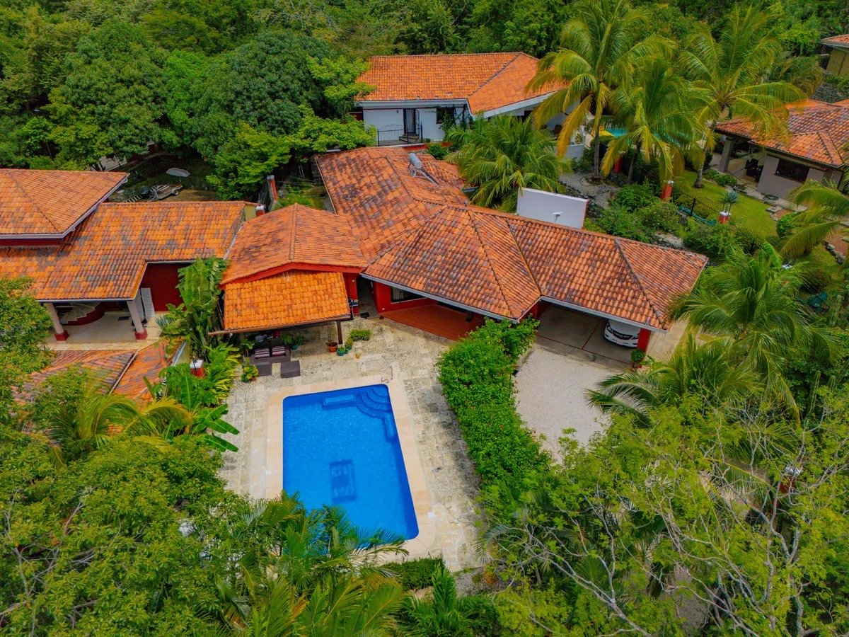 Gated Colonial Home With Casita, Papagayo, Guanacaste
